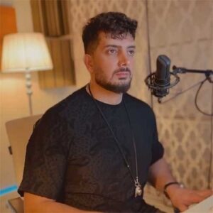 دانلود آهنگ جدید فرزاد فرزین به نام بغلم کن (دلی)